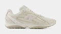 204L Womens Running Shoes (Sea Salt Pink)