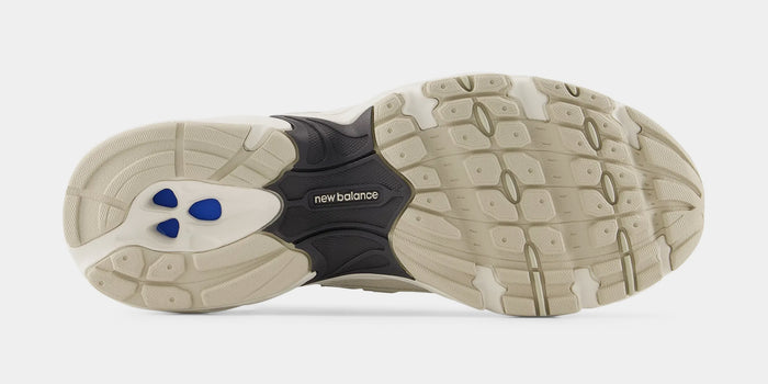 740 Mens Running Shoes (Shipyard/Timberwolf/Cortado)