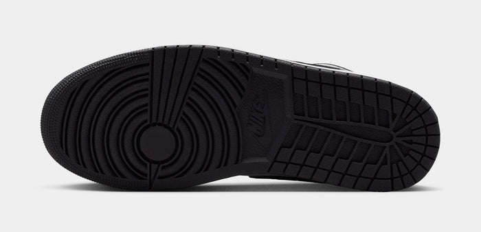 Air Jordan 1 Low Mens Lifestyle Shoes (Black/White/Light Smoke Grey)