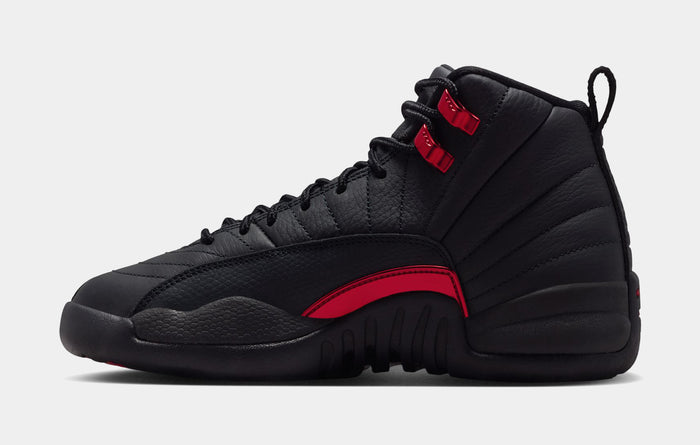 Air Jordan 12 Retro Bloodline Grade School Lifestyle Shoes (Black/Varsity Red) Free Shipping