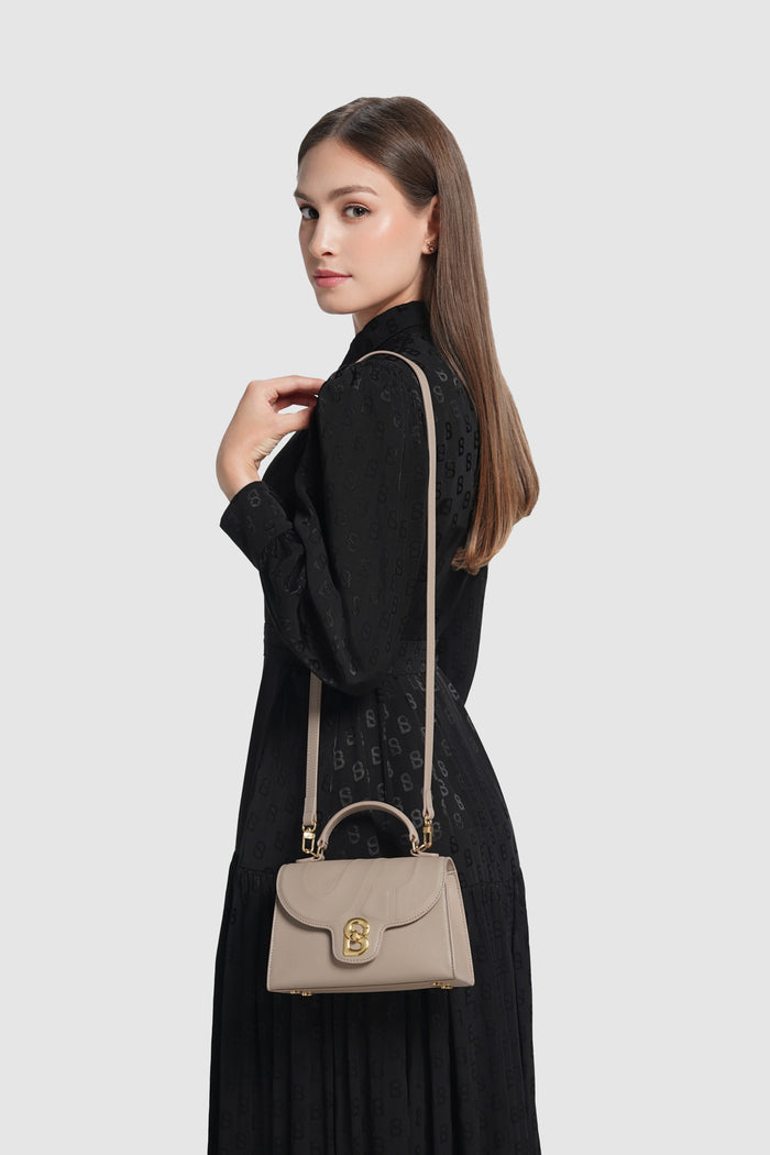 alda bag taupe with detachable strap