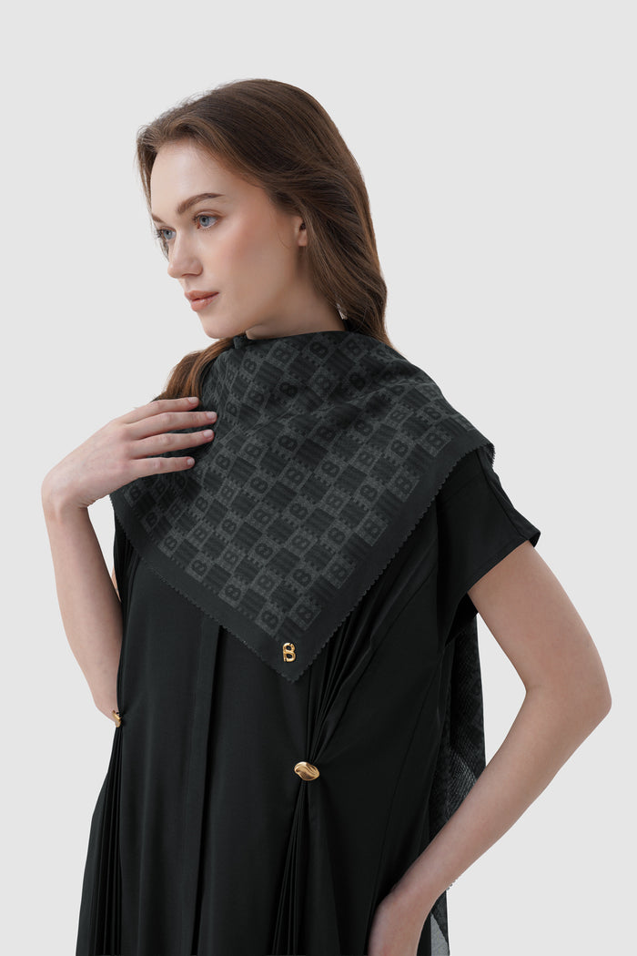 anyam printed square scarf in pirate black by buttonscarves style look