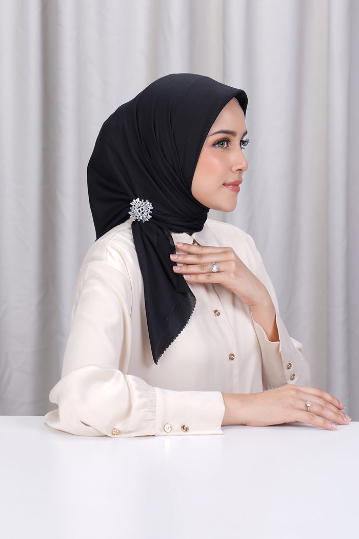 Basic Scarf - Jet Black