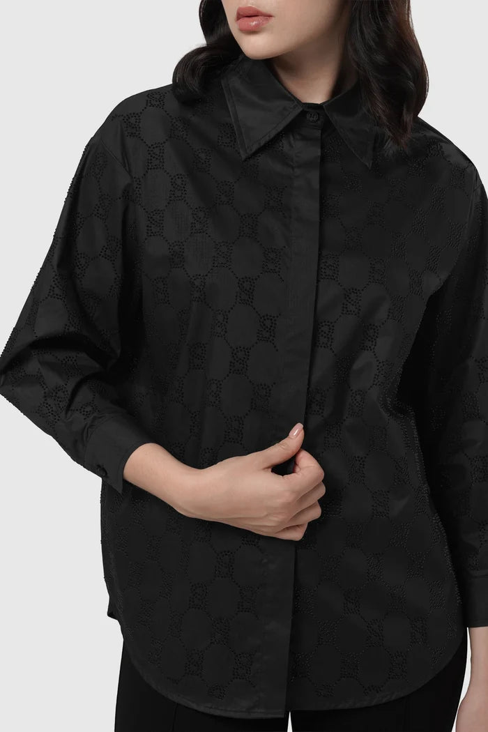 beverly cotton shirt in black by buttonscarves detail close-up