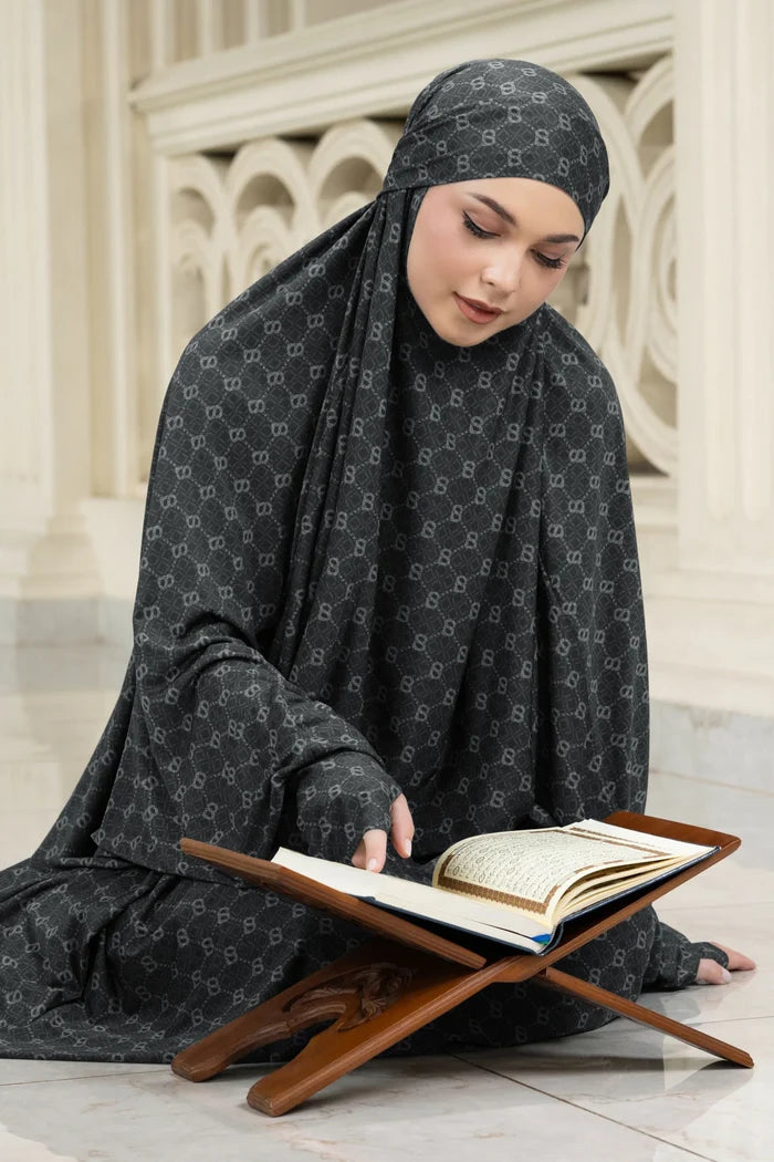 beverly prayer robe in black by buttonscarves