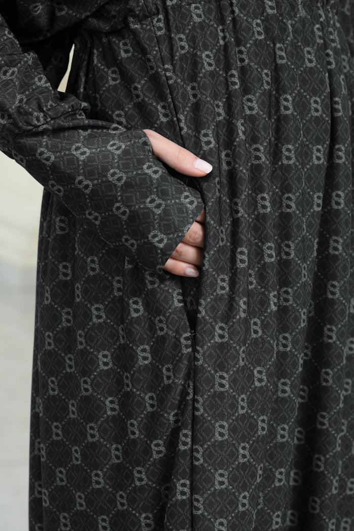 beverly prayer robe in black by buttonscarves pocket detail