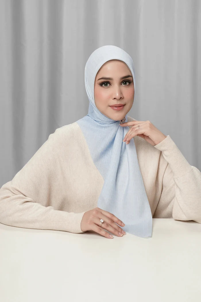 bimu horizon square scarf in hydra by buttonscarves