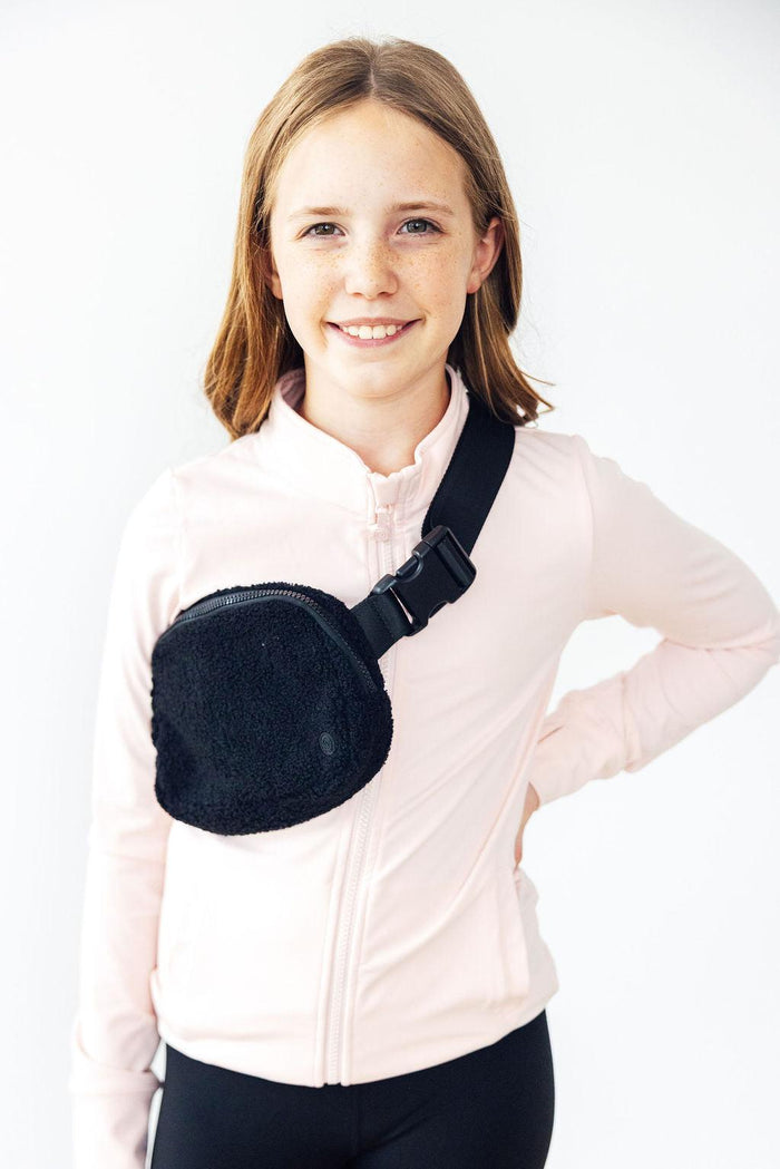 Black Fleece Belt Bag-Mila & Rose ®