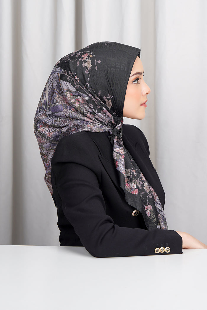 Dubai 2 Voile Square - Black Oud