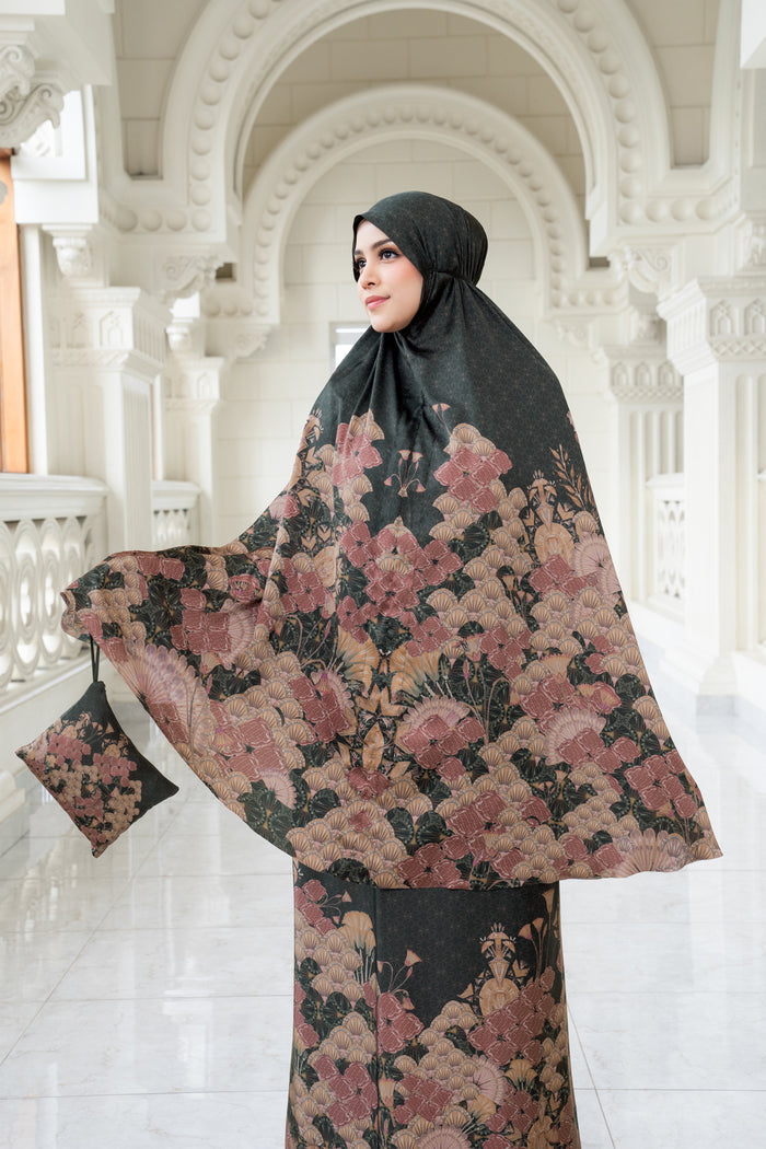 egypt prayer robe in eclipse by buttonscarves