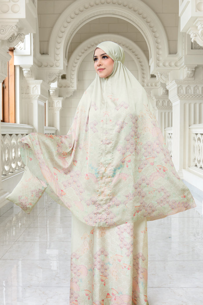 egypt prayer robe in pyramid by buttonscarves