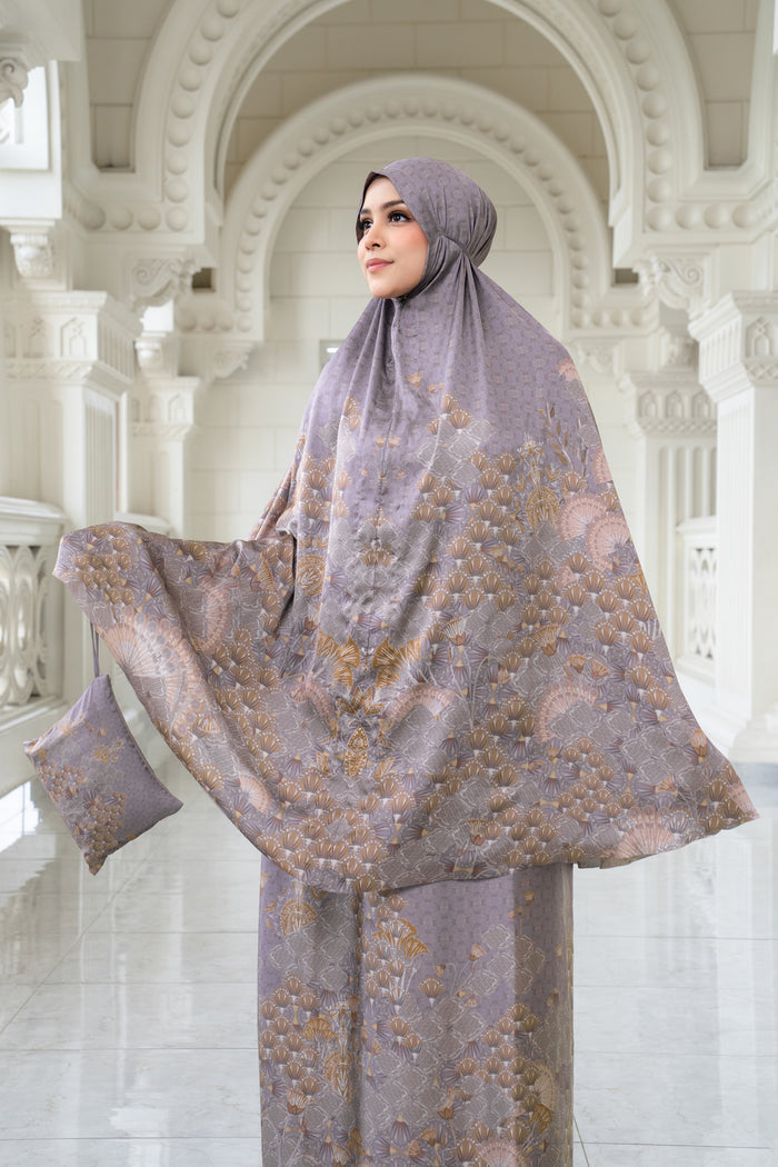 egypt prayer robe in velvet by buttonscarves