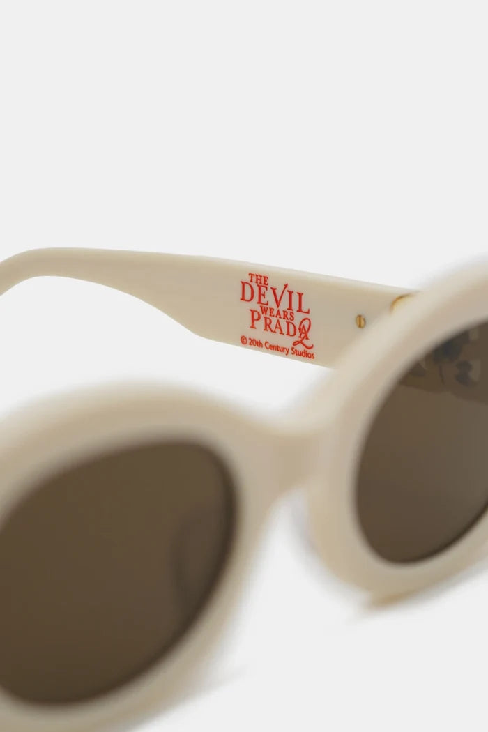 elia sunglasses in broken white by buttonscarves detail view