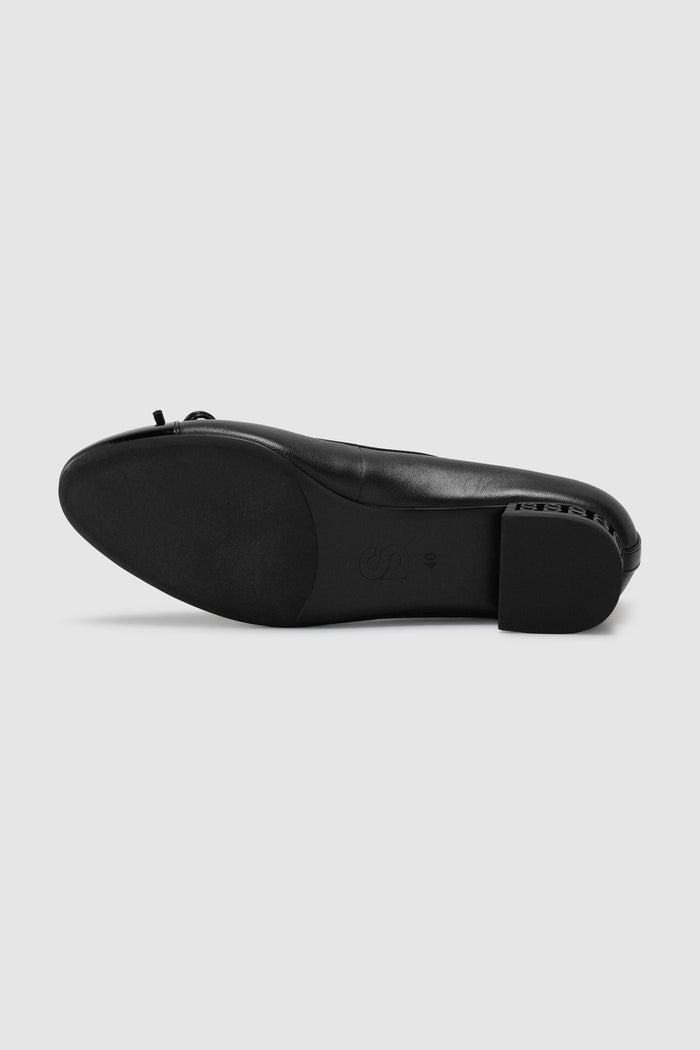 Elie Pump - Black