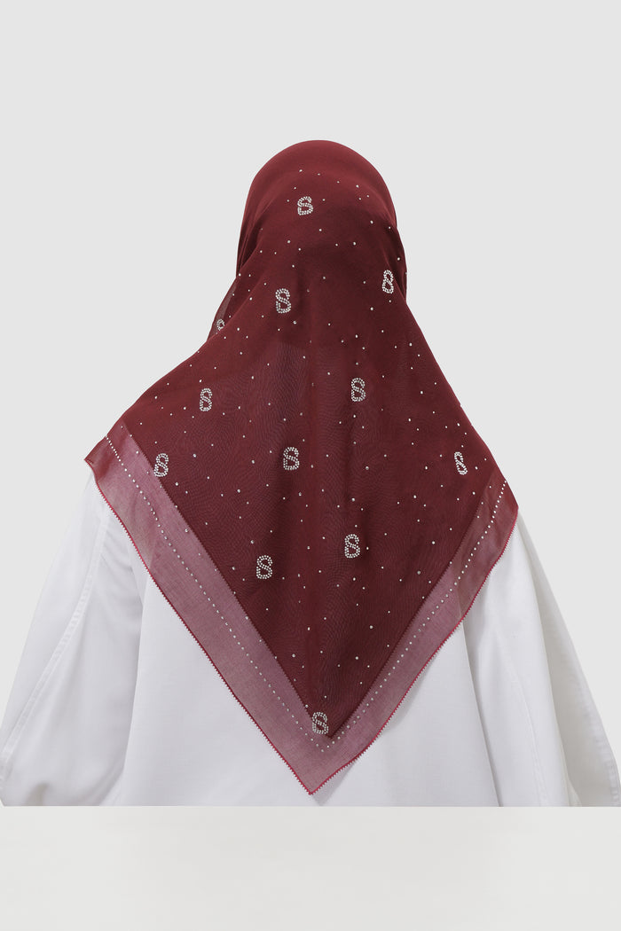 everyday glam scarf in maroon by buttonscarves back view