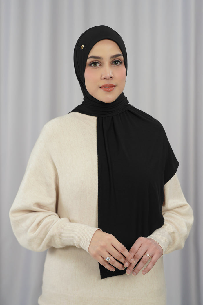 everyday jersey slip-on scarf in black by buttonscarves