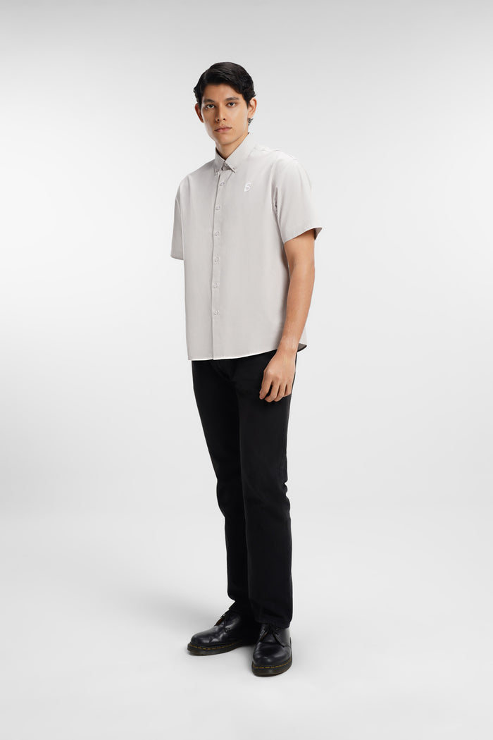 everyday men short sleeve shirt in grey by buttonscarves front view