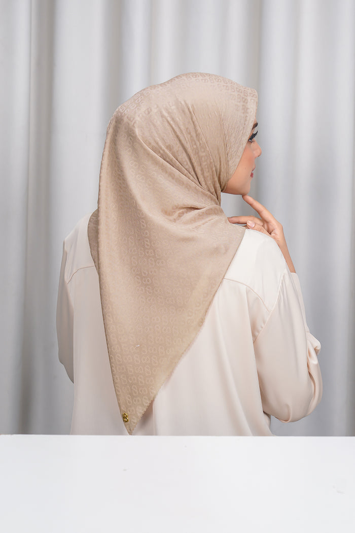 everyday tapis embossed 2.0 scarf in brush by buttonscarves back view