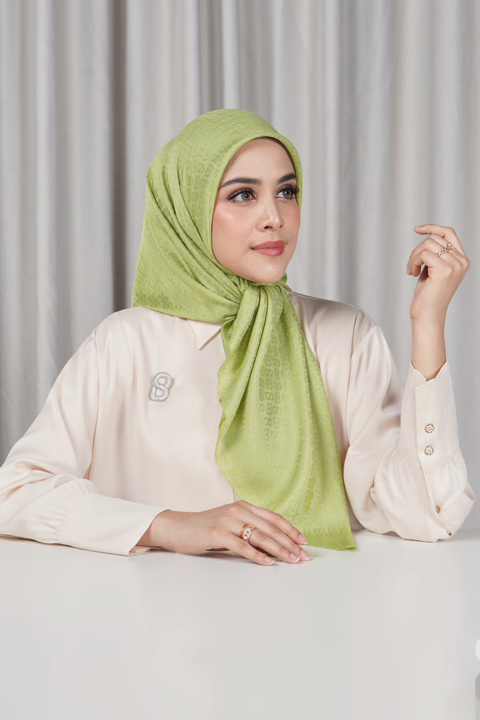 everyday tapis embossed 2.0 scarf in fern by buttonscarves