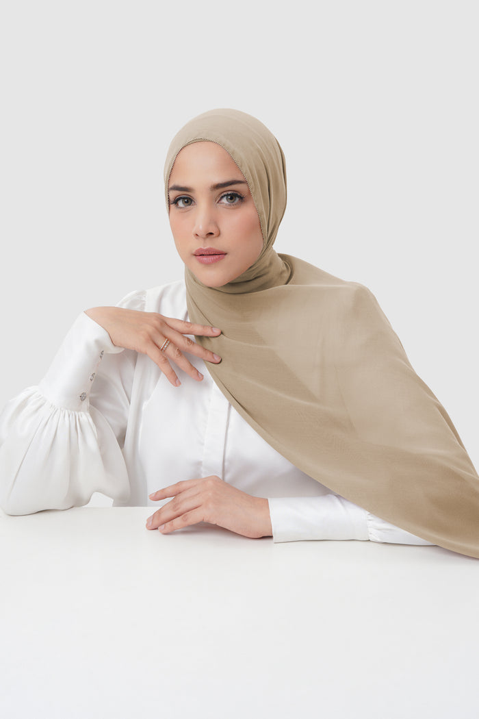 Everyday Twill Shawl - Mocha Meringue