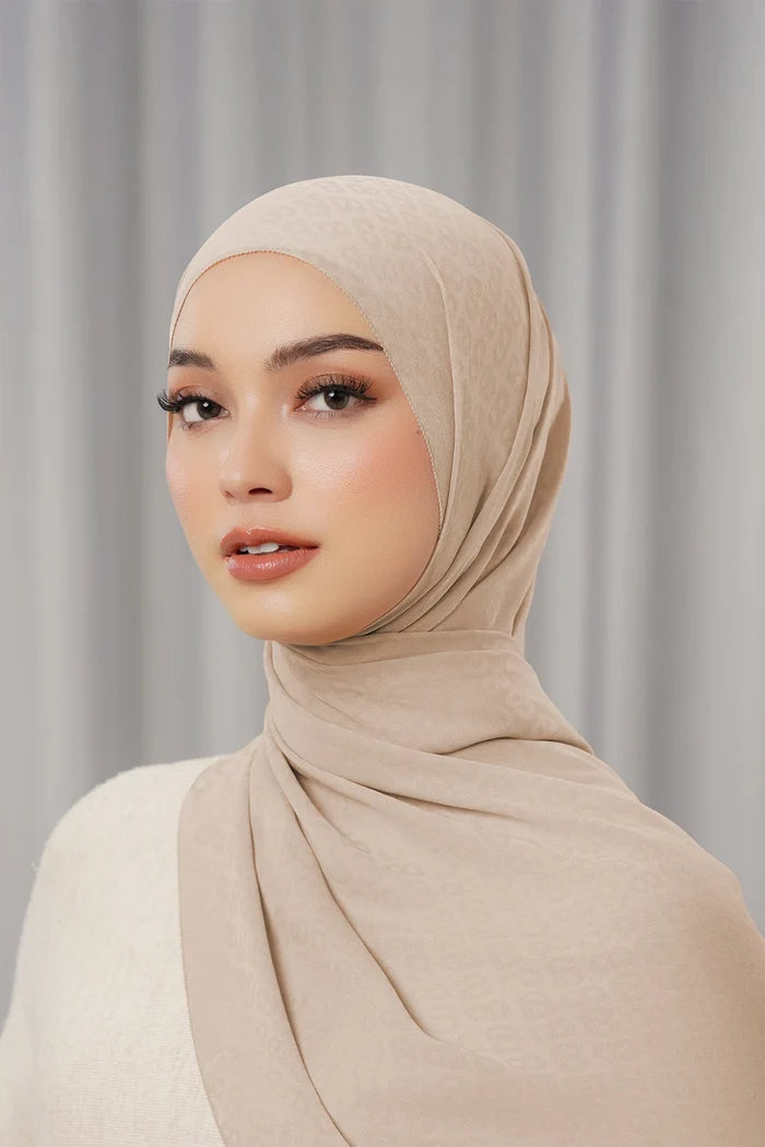 georgette tapis shawl light taupe by buttonscarves