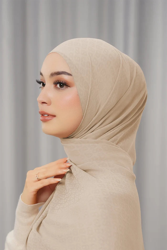 georgette tapis shawl light taupe by buttonscarves