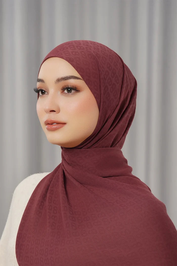 georgette tapis shawl new maroon by buttonscarves