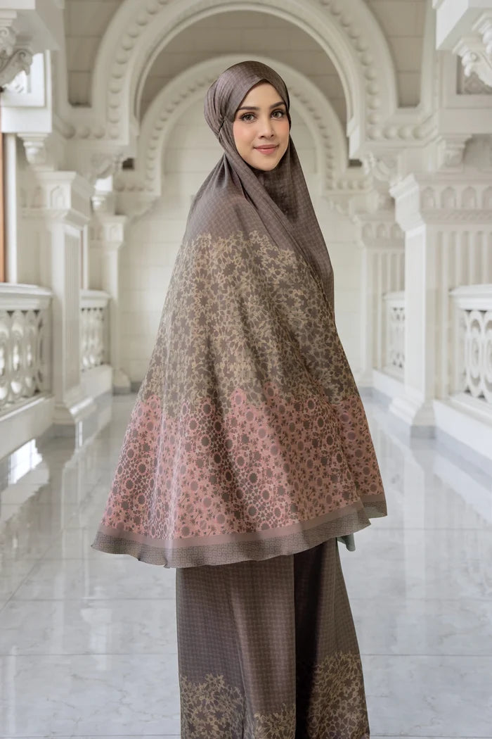 haramain 2 prayer robe in pecan by buttonscarves side view