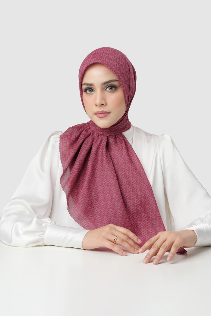 Interlock Square - Mulberry