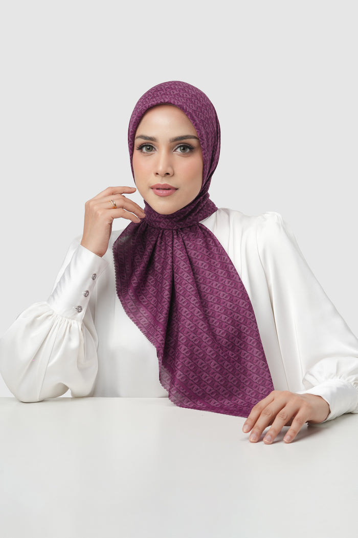 Interlock Square - Plum