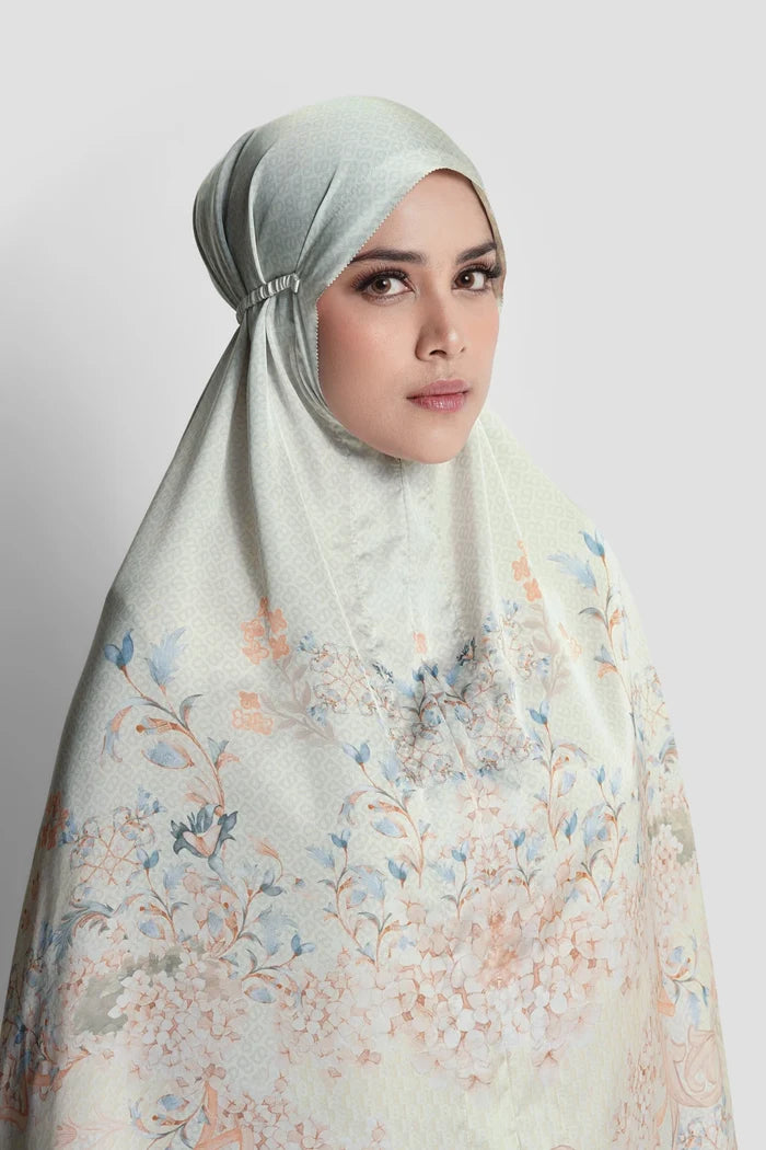 istanbul satin silk prayer robe in dallah by buttonscarves detail