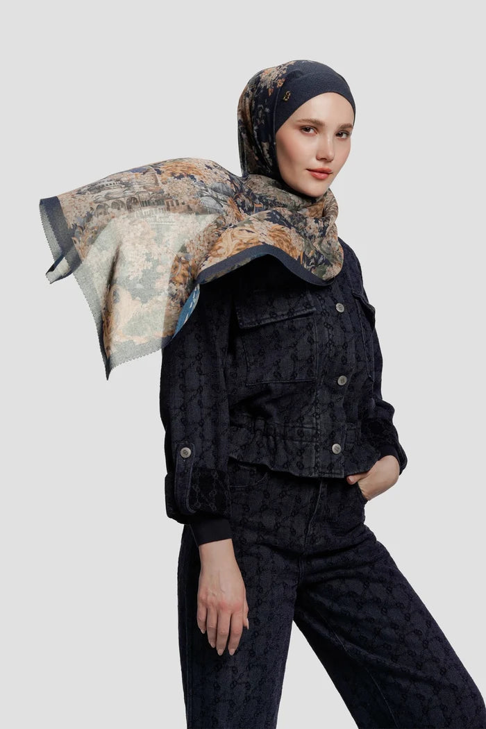 istanbul tie back shawl in bosphorus by buttonscarves style look