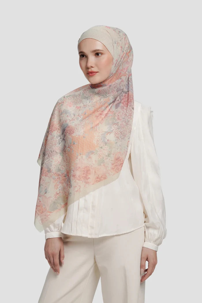 istanbul tie back shawl in palace by buttonscarves