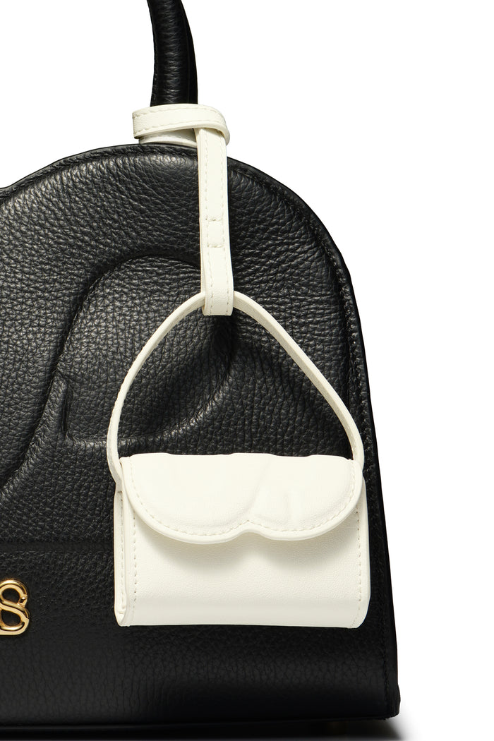 Jenny Airpod Case - White