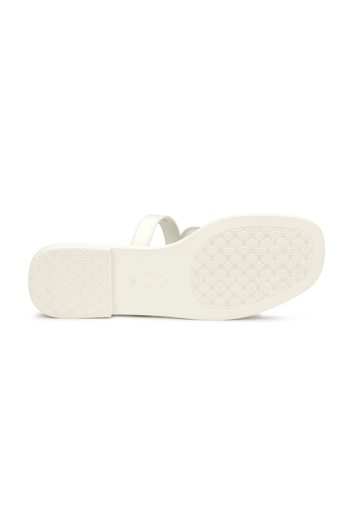 kefi 2.0 sandal in white by buttonscarves outsole view