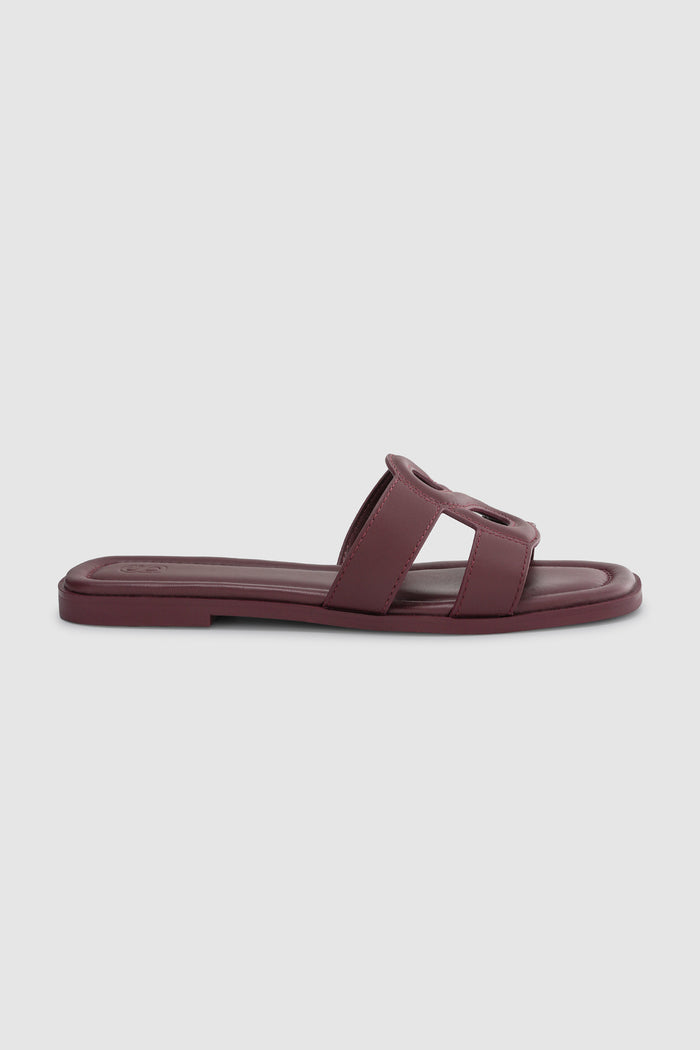 kefi sandal in mahogany by buttonscarves side view
