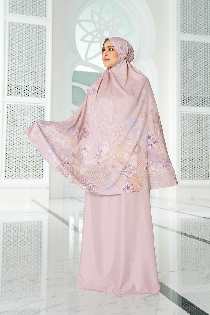 Kimmonia Prayer Robe - Blush