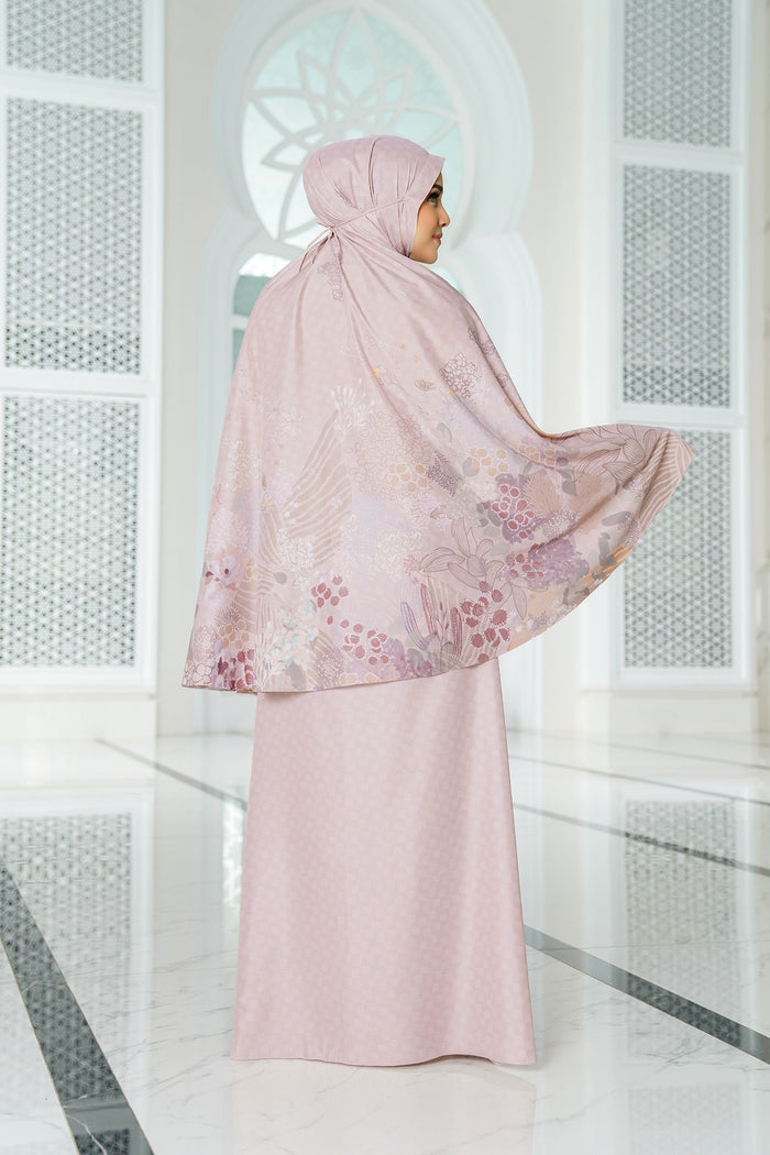 Kimmonia Prayer Robe - Blush