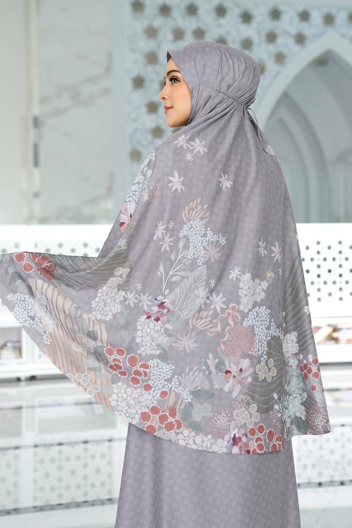 Kimmonia Prayer Robe - Shadow