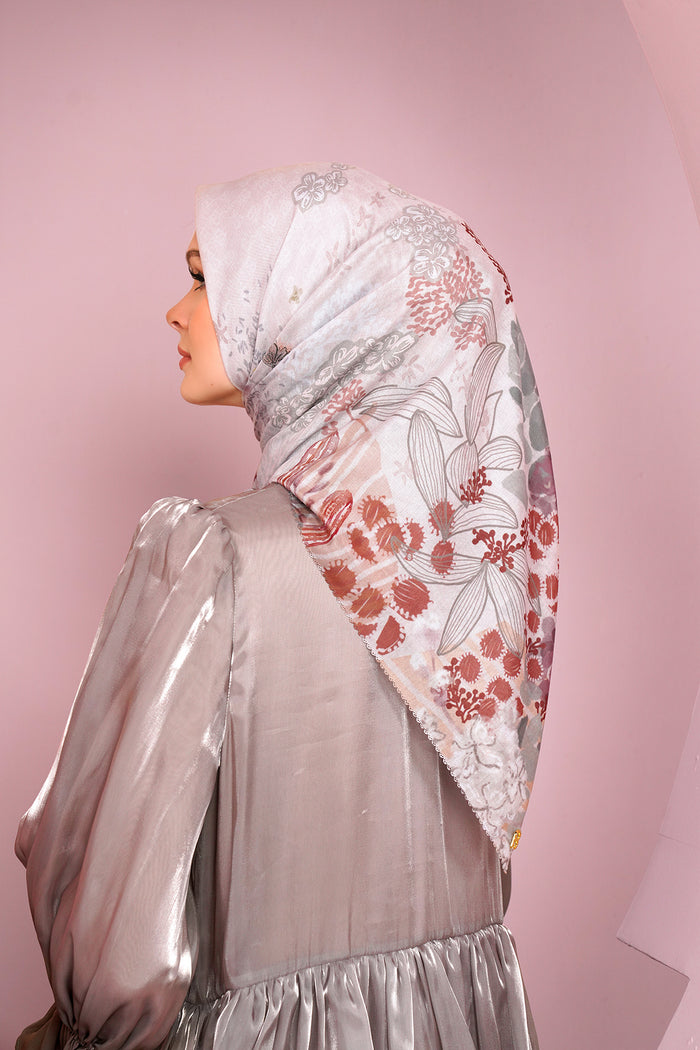 Kimmonia Square - Cashmere
