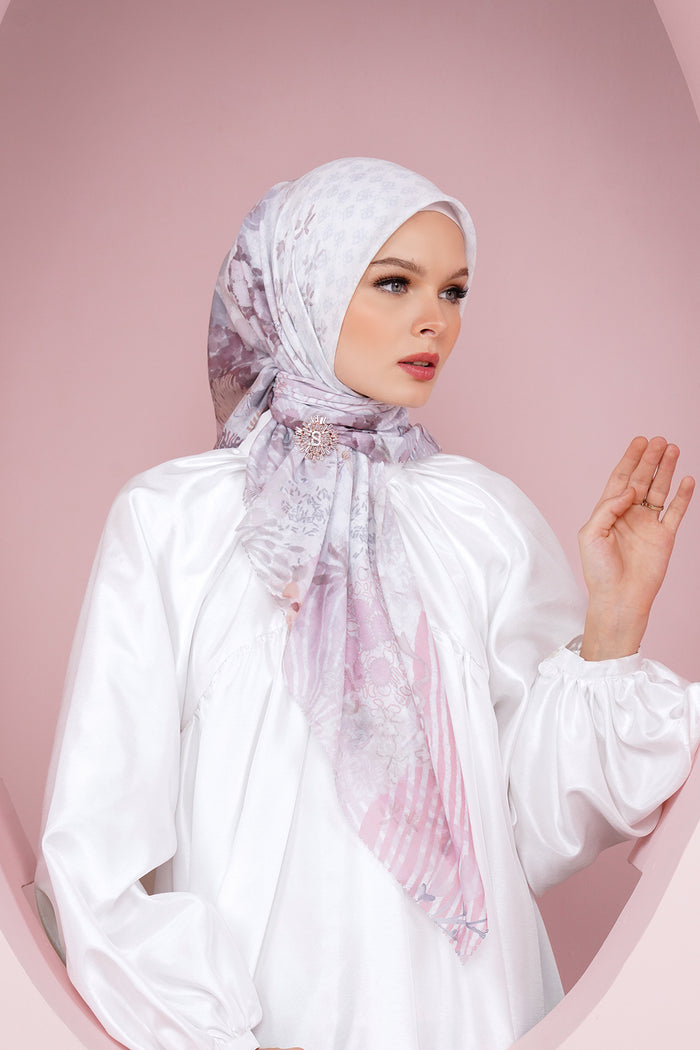Kimmonia Square - White Dove