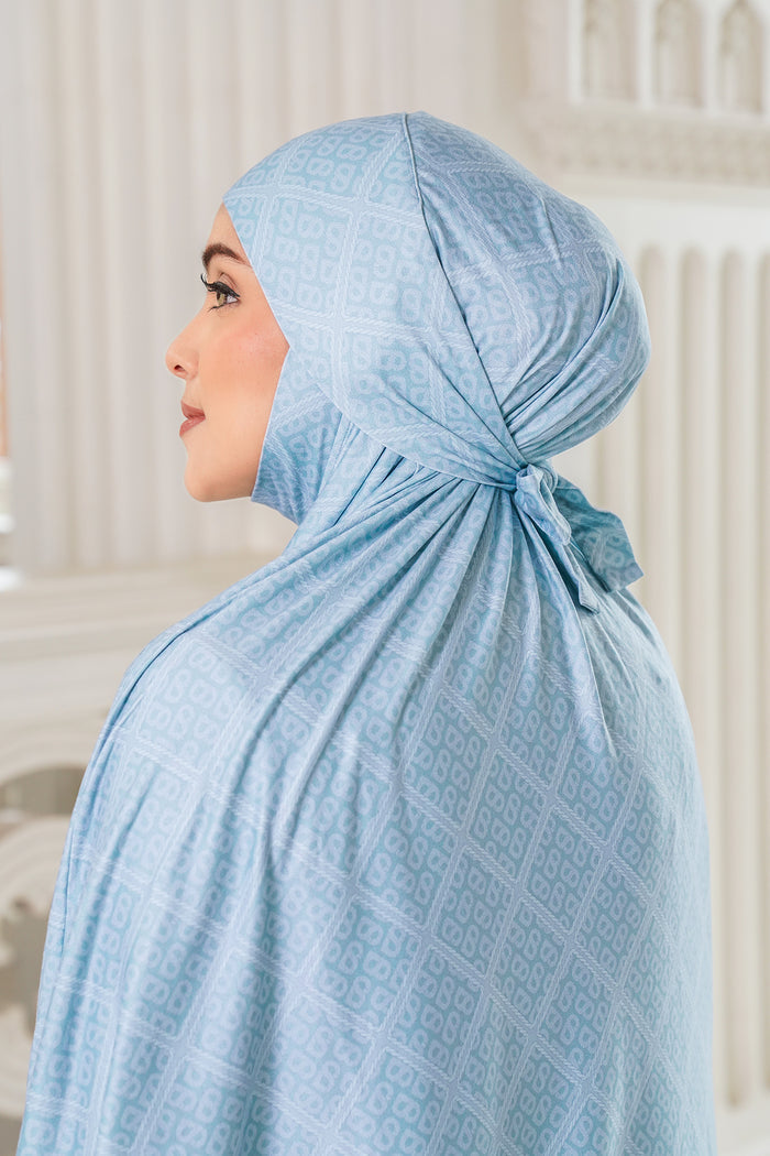 Lacorde Prayer Robe - Blue