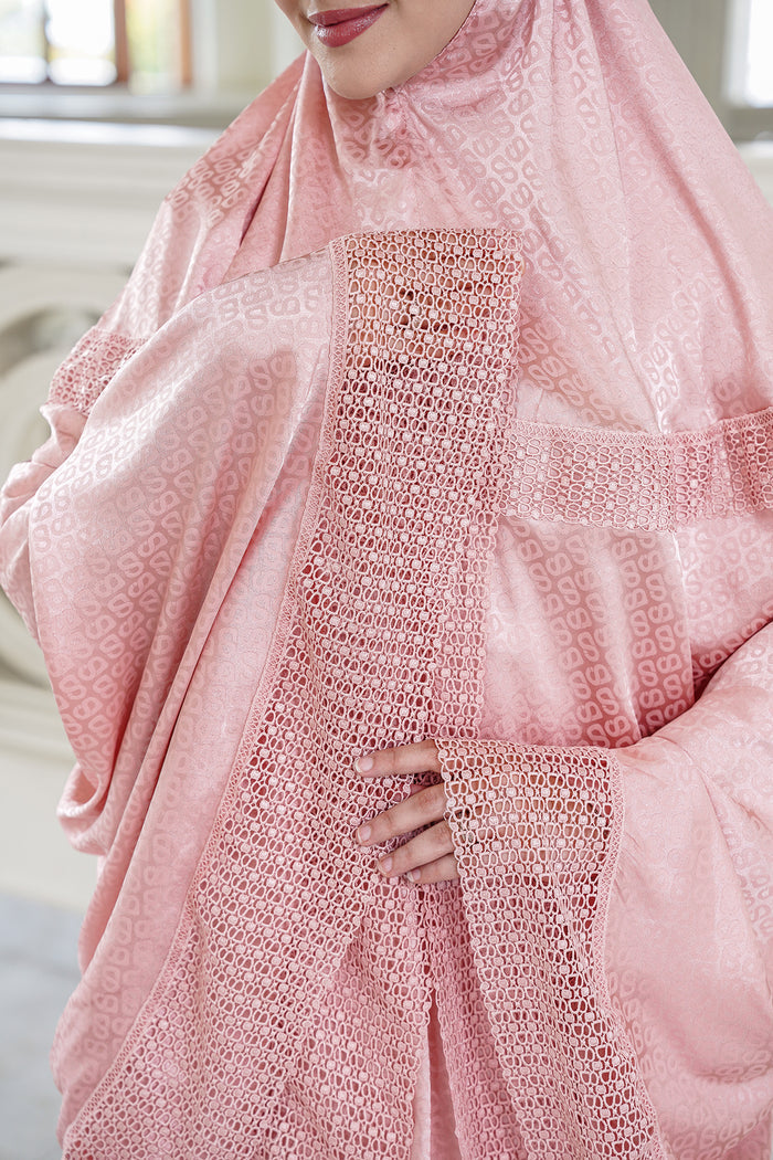 Lavish Tapis Prayer Robe - Pale Mauve