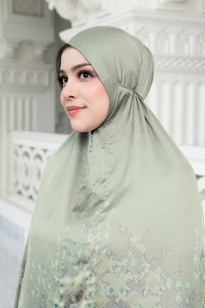 moroccan satin silk prayer robe in dune by buttonscarves detail