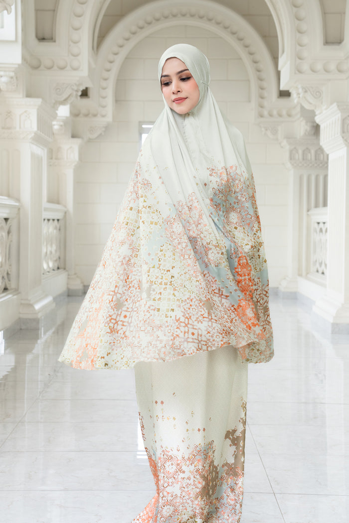 moroccan satin silk prayer robe in ivory by buttonscarves pattern