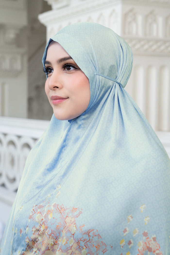 moroccan satin silk prayer robe in oasis by buttonscarves detail