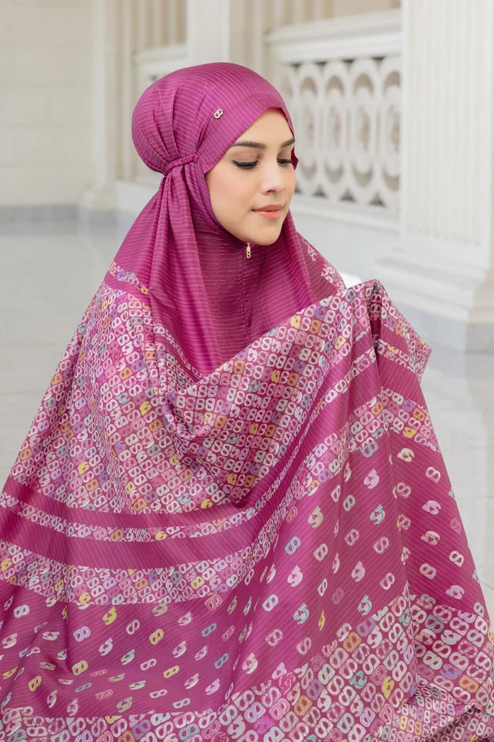 Nagita Capsule Prayer Robe - Fuchsia Rose
