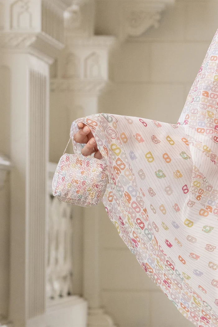 Nagita Capsule Prayer Robe - True White