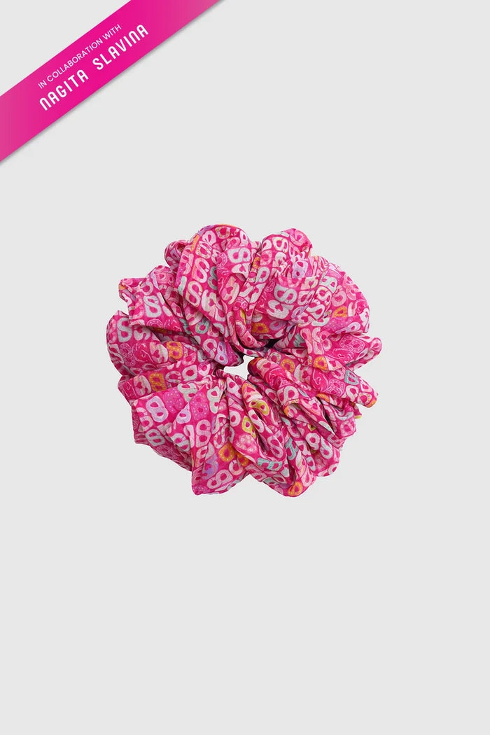 nagita scrunchie in fuchsia rose by buttonscarves x nagita slavina