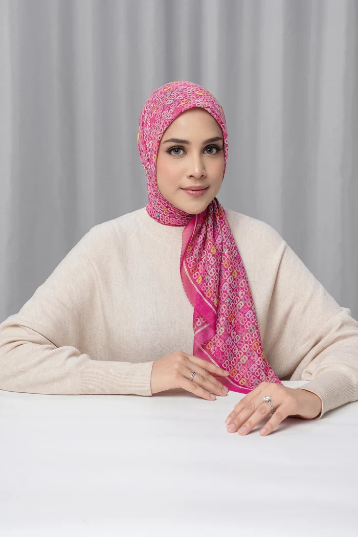 Nagita Square - Fuchsia Rose